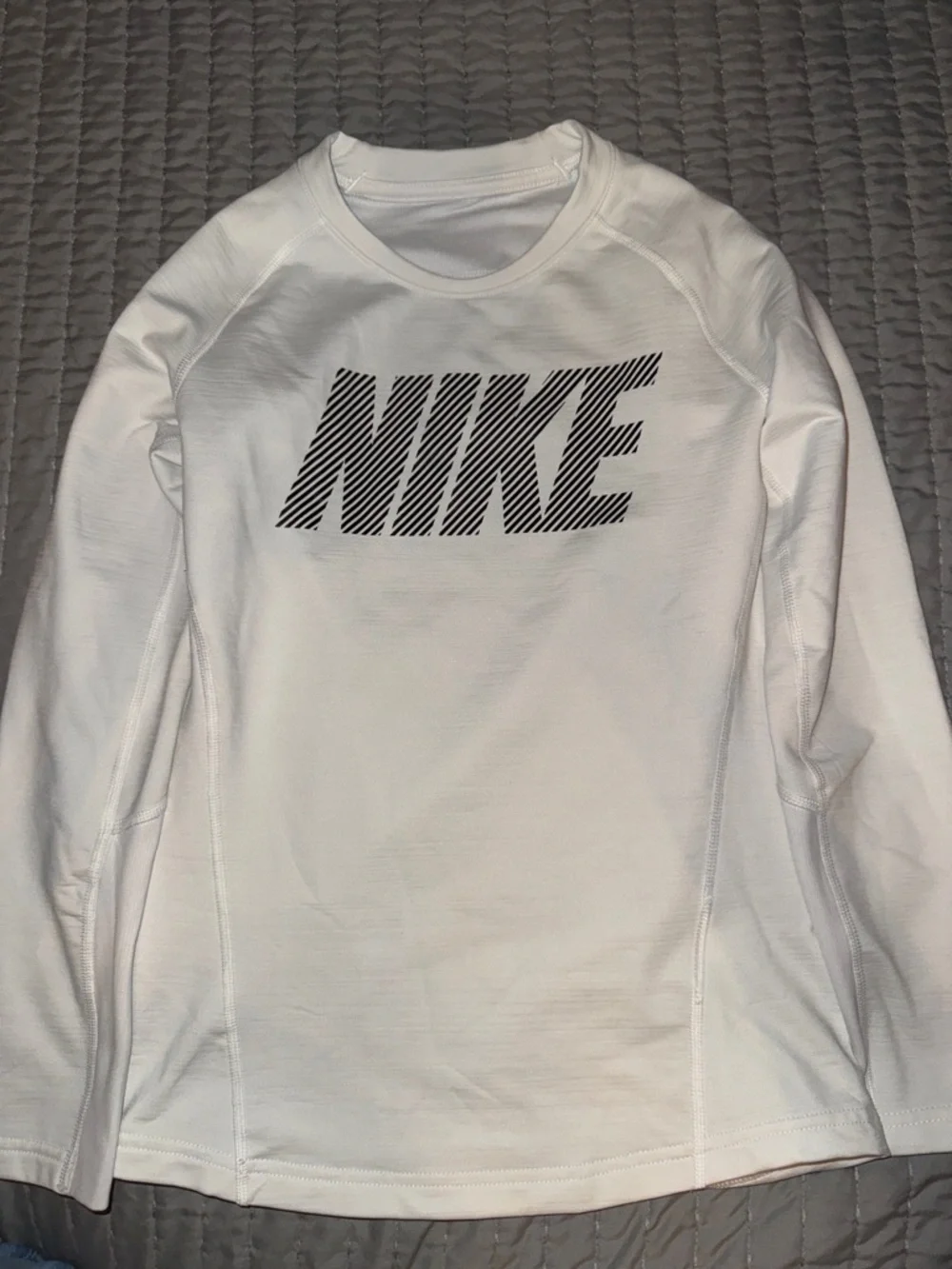 Nike Boy’s White Long Sleeve Top with Black Striped Logo Size Medium